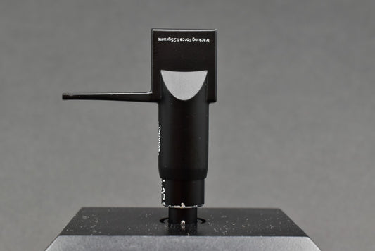 Technics EPC-205CMK3 MM Cartridge - Stylus Not Included cartridge and tonearm detail - image 1