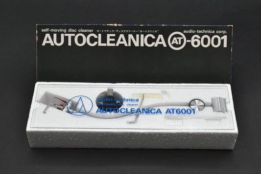 Audio Technica AT-6001 AUTOCLEANICA Automatic Self - Moving Record Disc Cleaner.