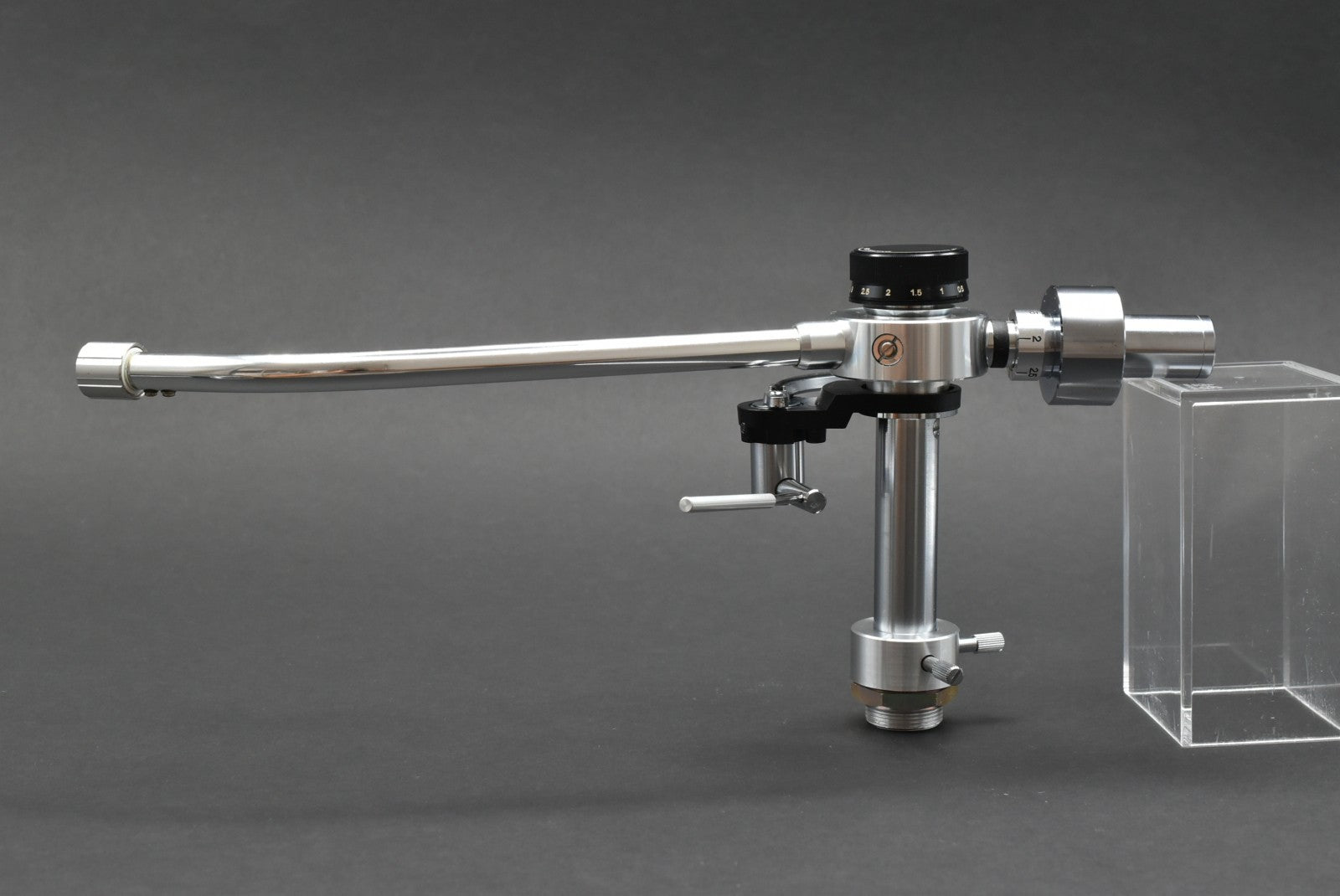 JVC Victor UA5045 Tonearm / 02.