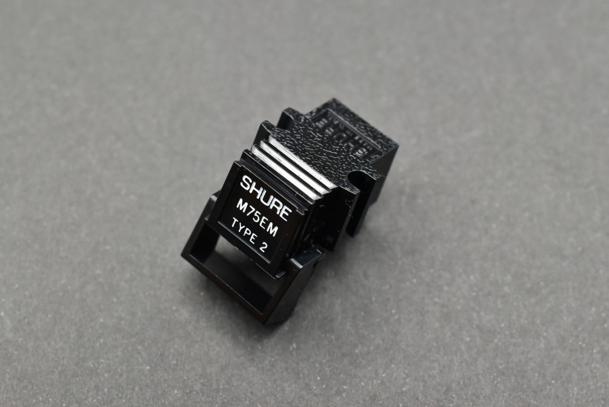 SHURE M75EM Type2 MM Cartridge - Stylus Not Included cartridge and tonearm detail - image 2