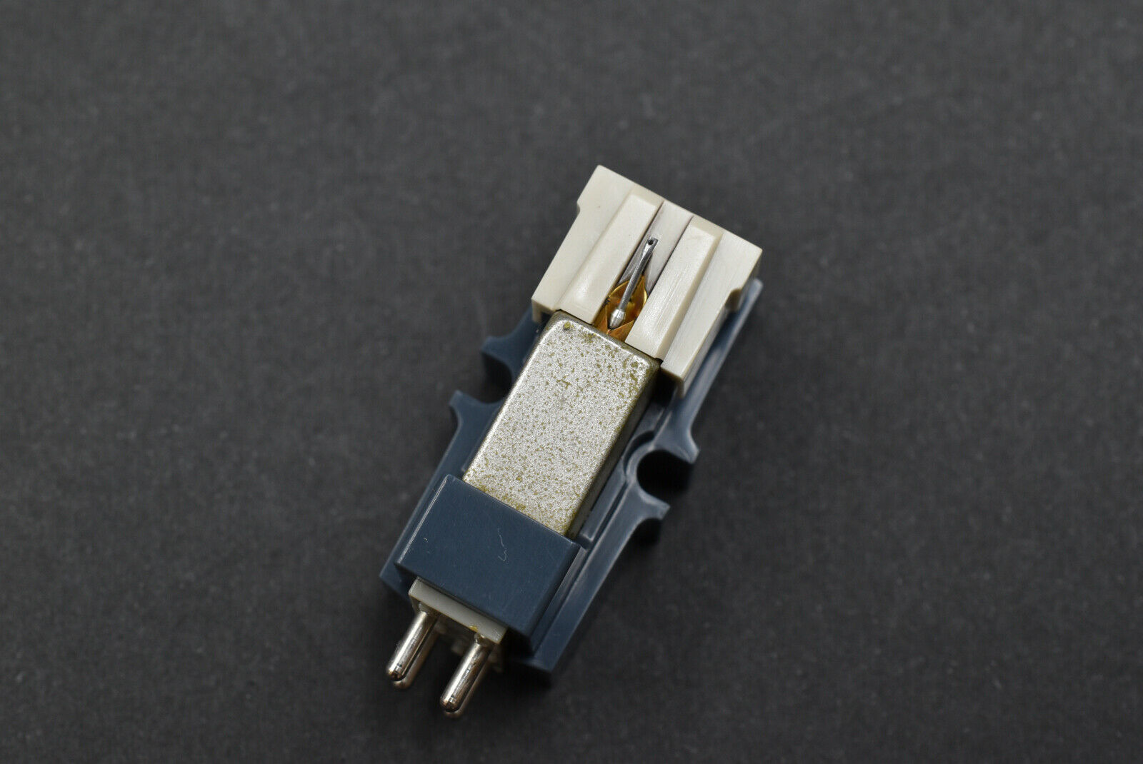 Pioneer Pioneer PC-11 MM Cartridge – phono cartridge or stylus – high-fidelity audio component for vinyl enthusiasts
