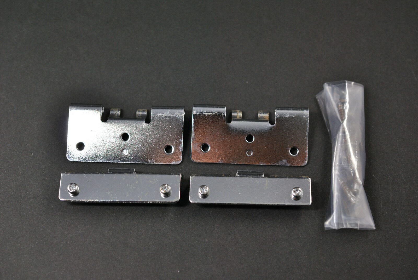 Technics Technics SL-55 Dustcover Hinges Hinge Bracket x 2 – dustcover hinge bracket – replacement hinge part for vintage turntable lids