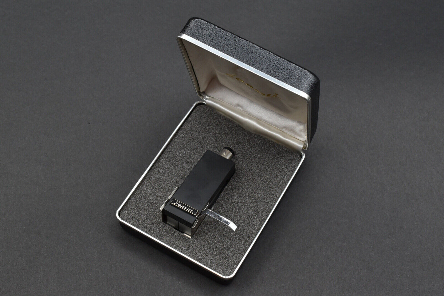 SANSUI SANSUI MC Cartridge – phono cartridge or stylus – high-fidelity audio component for vinyl enthusiasts