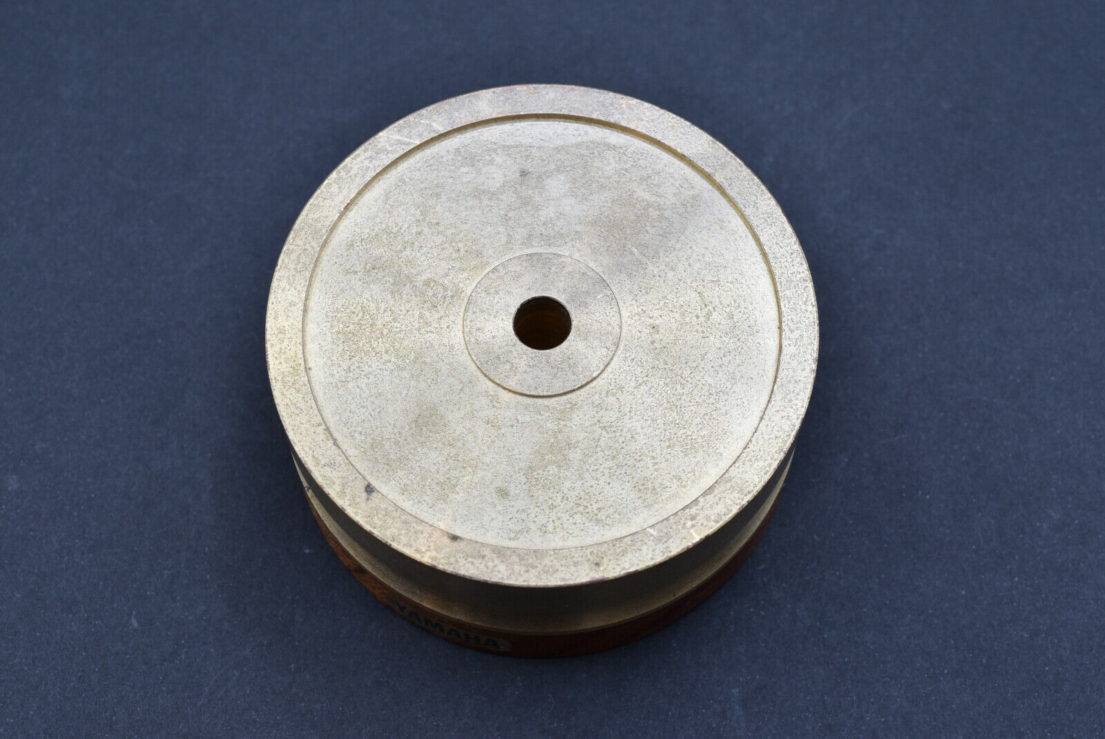 Yamaha YAMAHA YDS-3 Recorder Disc Stabilizer Made by Brass and Wood / 680g – phono tonearm cable – audiophile-grade replacement cord for clear analog sound