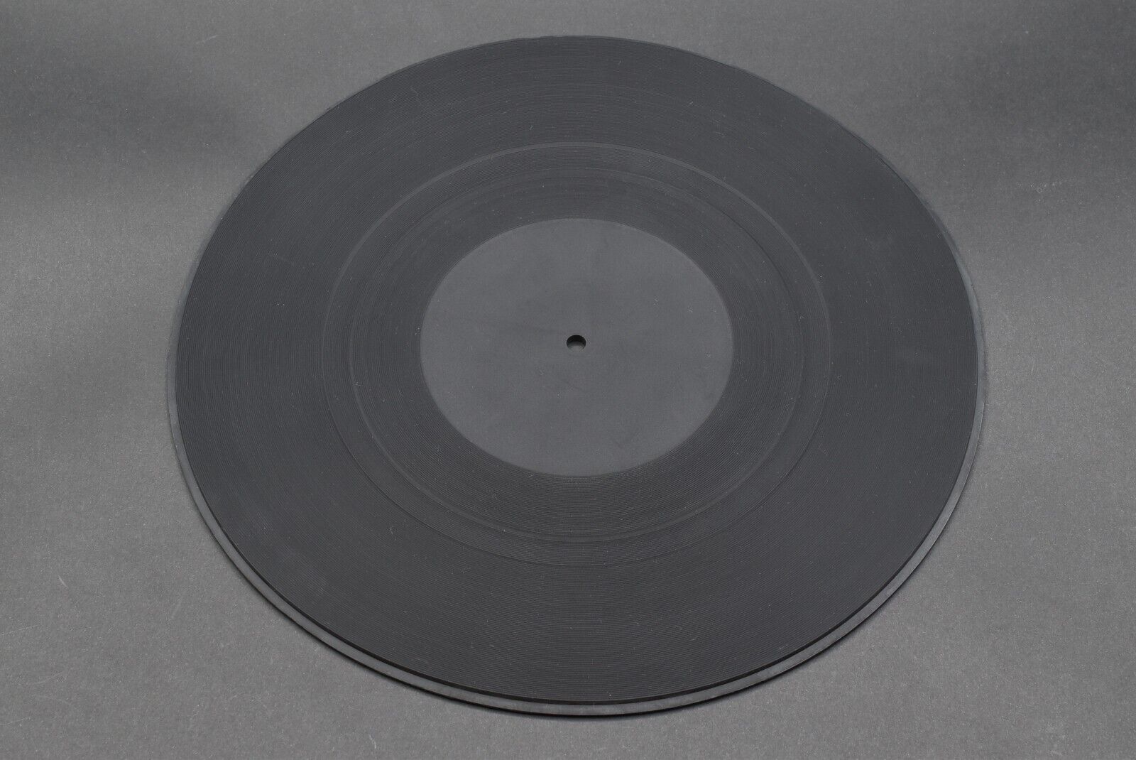 JVC JVC VICTOR TT-81 Original Rubber Turntable Sheet Mat – rubber turntable mat or platter sheet – anti-resonance accessory for HiFi record players