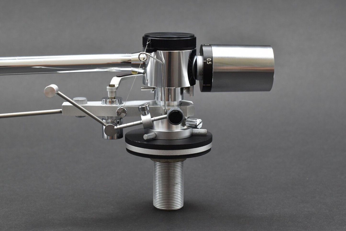 Grace G-945 Uni-Pivot One-Point Support Oil Damped Tonearm Arm