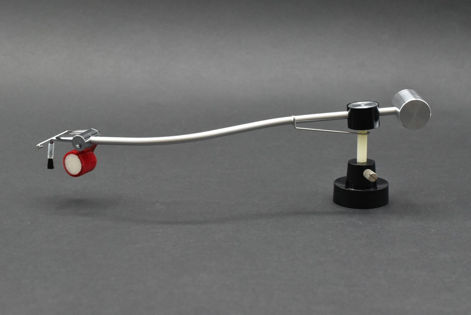 Audio Technica AT-6001 AUTOCLEANICA Automatic Self - Moving Record Disc Cleaner.