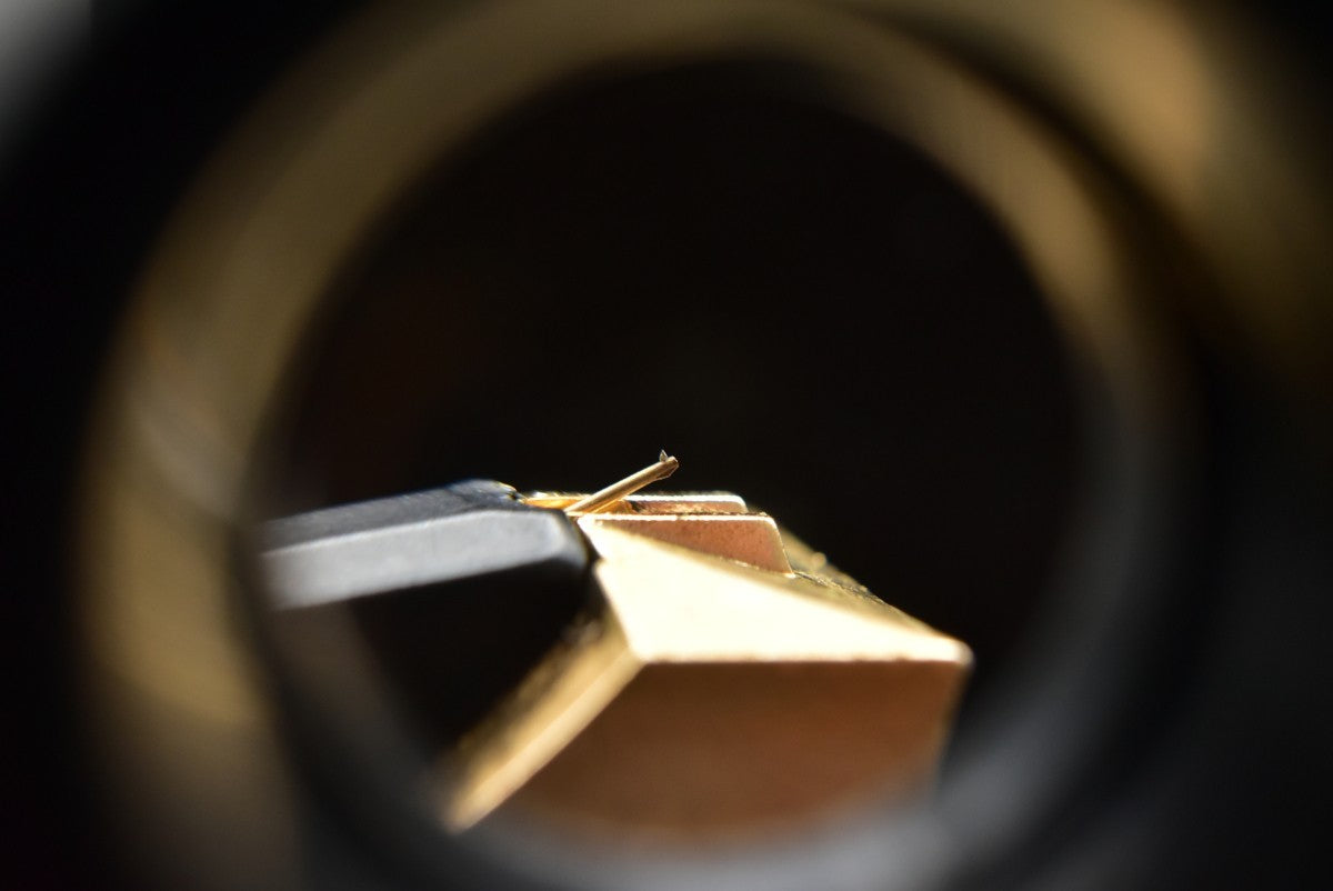 Technics EPC-205C-IIL MM Cartridge -Titanium Pipe Cantilever w/ SH-98 Headshell close-up view - image 6