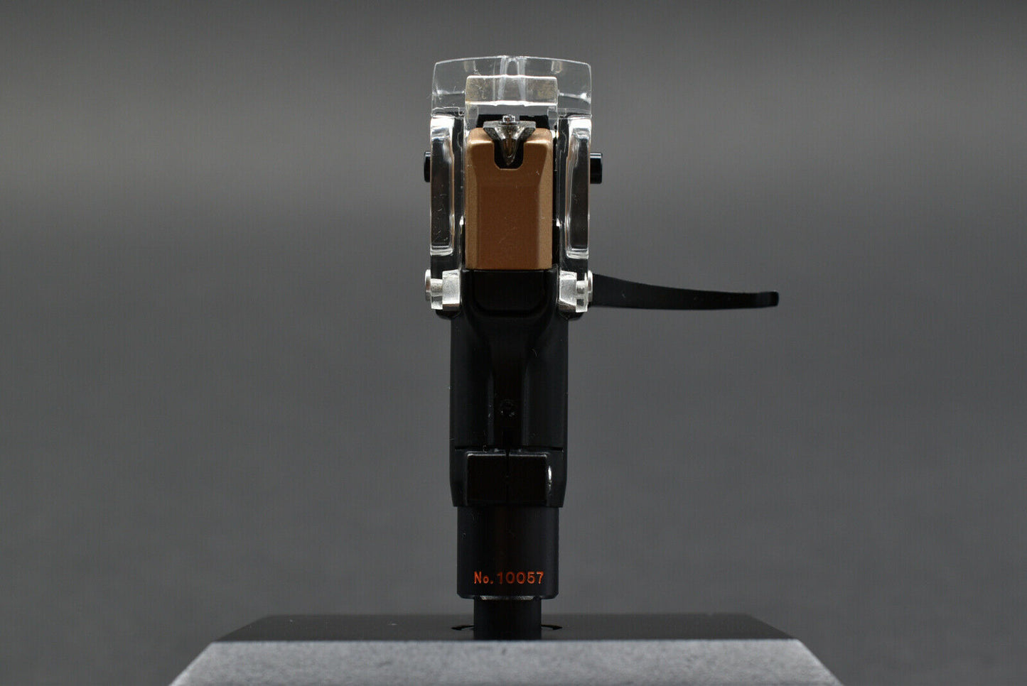 Technics Technics EPC-101C MC Cartridge **Titanium Nitride Tapered Pipe Cantilever** – phono cartridge or stylus – high-fidelity audio component for vinyl enthusiasts