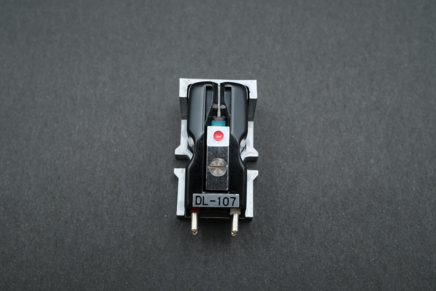 Denon DL-107 MM Cartridge – Silver Frame