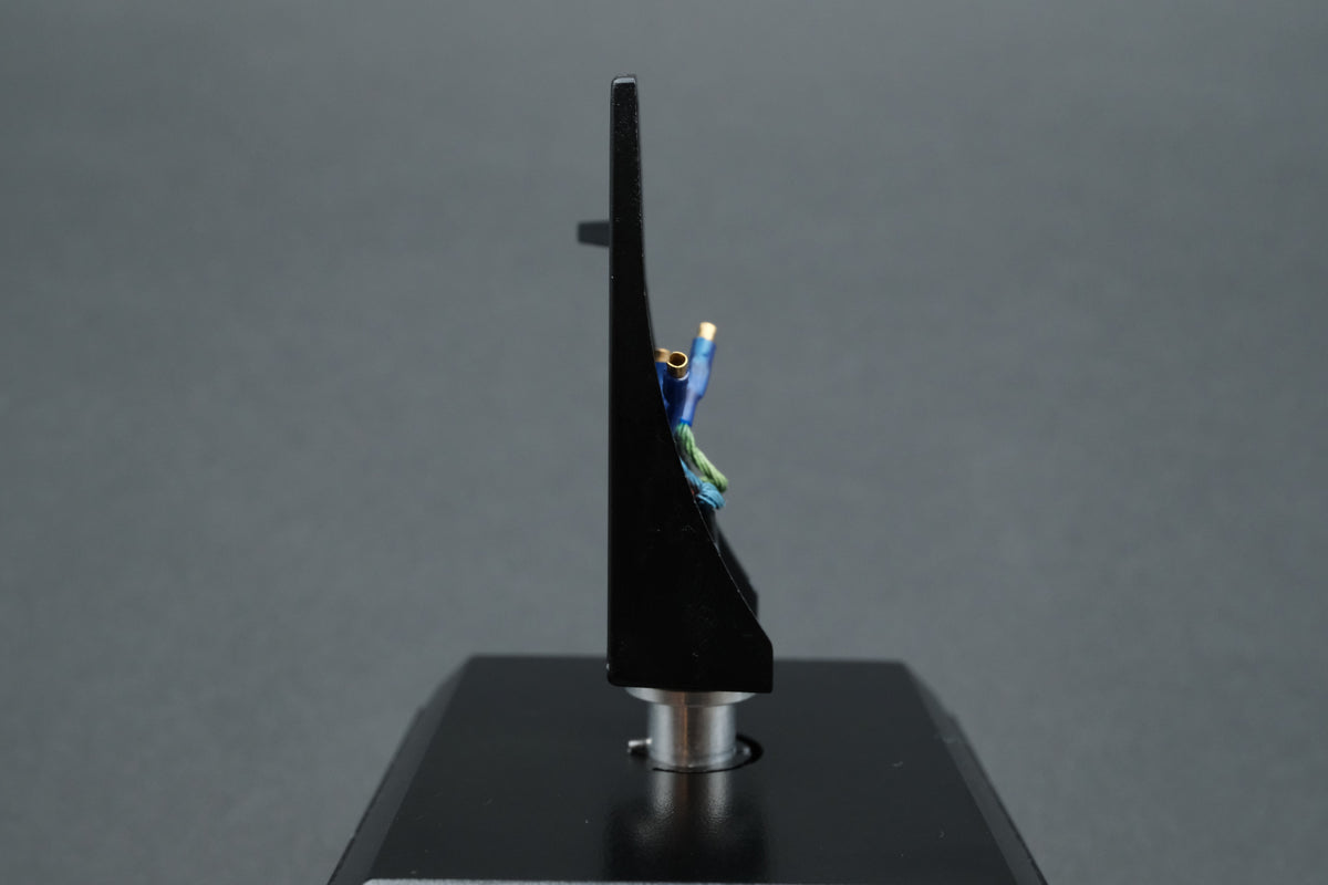 Denon PCL-5 Headshell - 6.1g (02)