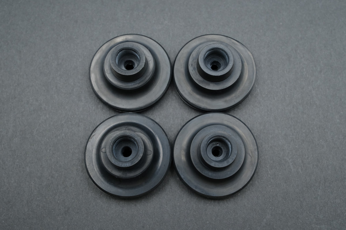 Technics SL-1300 / SL-1500 MK2 Insulator Feet – Set of 4