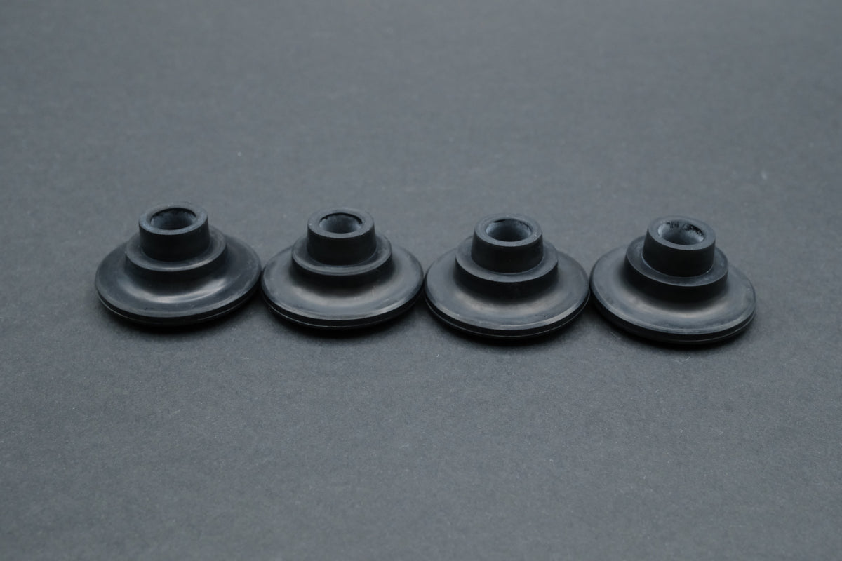 Technics SL-1300 / SL-1500 MK2 Insulator Feet – Set of 4