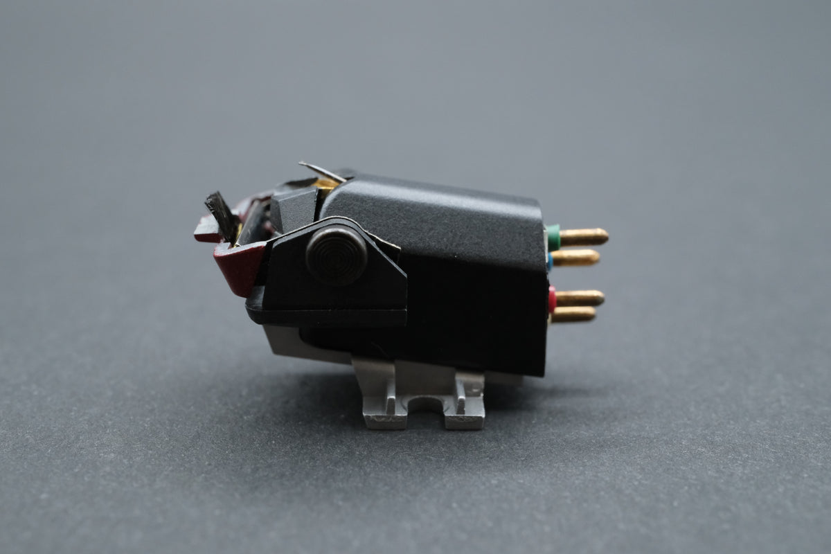 Shure V15 Type VxMR MM Cartridge - Original Micro-Ridge & Beryllium Cantilever (02)