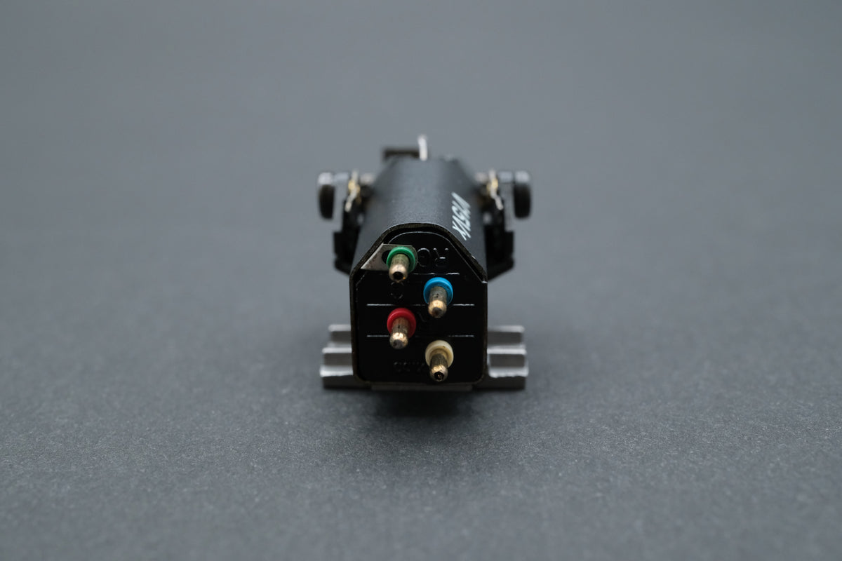Shure V15 Type VxMR MM Cartridge - Original Micro-Ridge & Beryllium Cantilever (02)