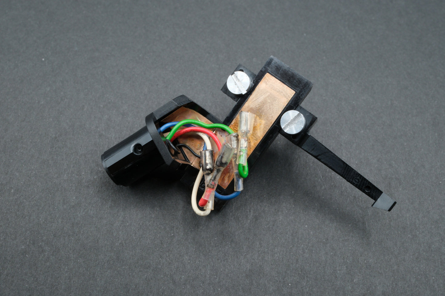 Yamaha Headshell for PF-800 PF-1000 P-500 Turntables – 3.5g【Ships from US🇺🇸】
