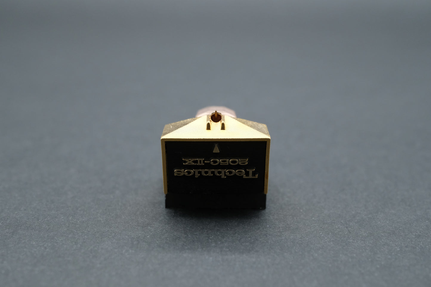 Technics EPC-205C-IIH MM Cartridge - Titanium Pipe Cantilever (02)
