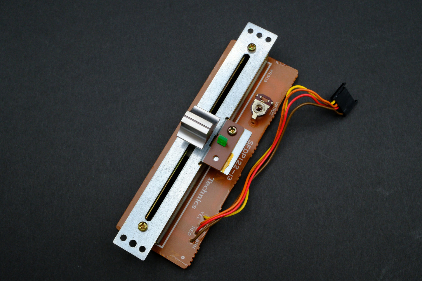 Technics SL-1200 MK2 Pitch Fader Control
