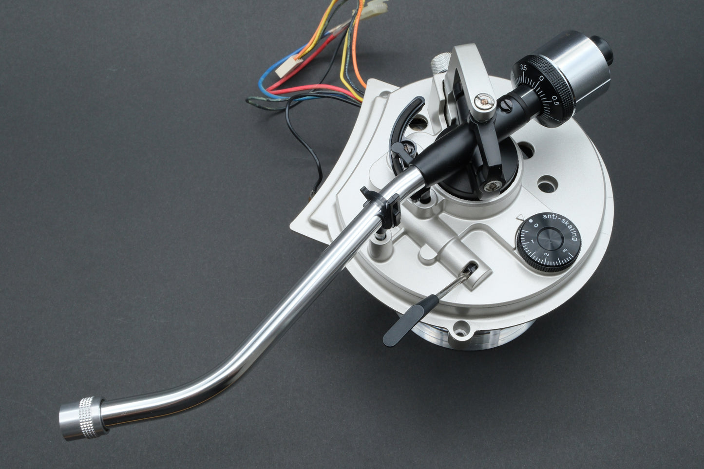 Technics SL-1300 MK2 Tonearm