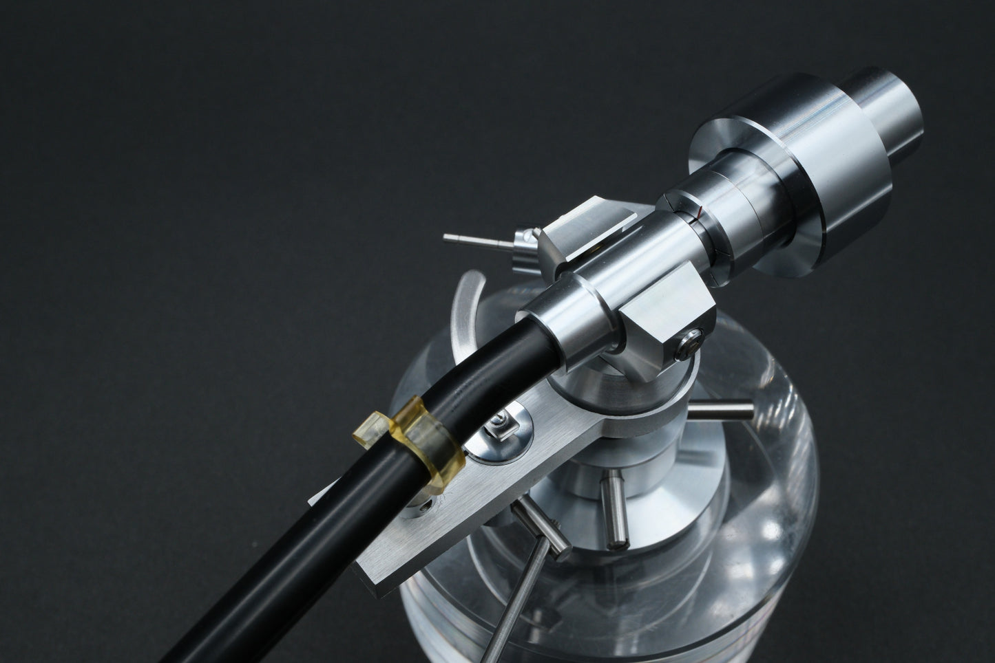 Pioneer PA-1000 Carbon Fiber Tonearm (03)