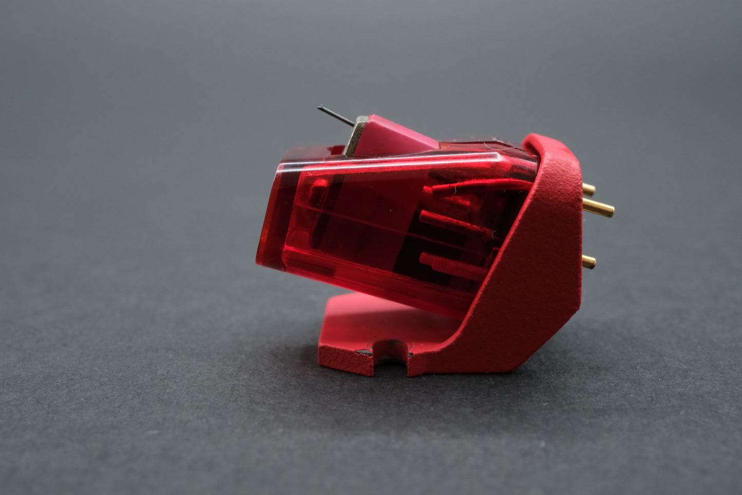 Dynavector DV-15B MC Cartridge – Beryllium Cantilever