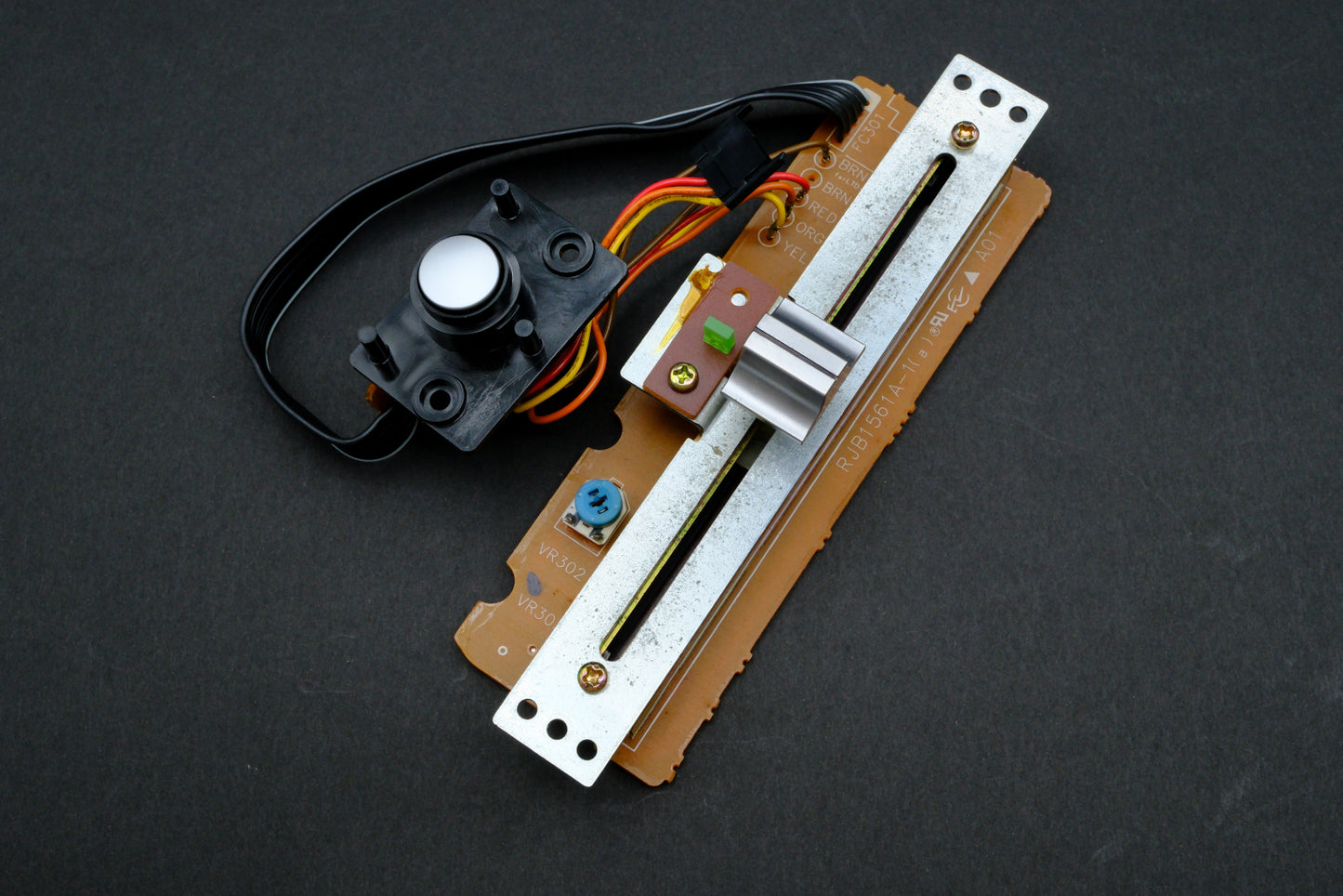 Technics SL-1200 MK3D / MK5 Pitch Fader Control