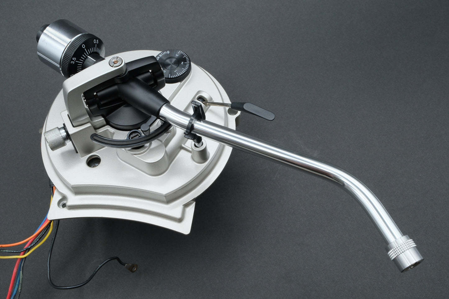 Technics SL-1300 MK2 Tonearm
