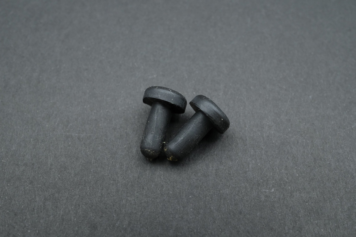 Denon DP-1700 / DP-1800 / DP-3750 / DP-6700 Dust Cover Rubber Bumpers – Pair