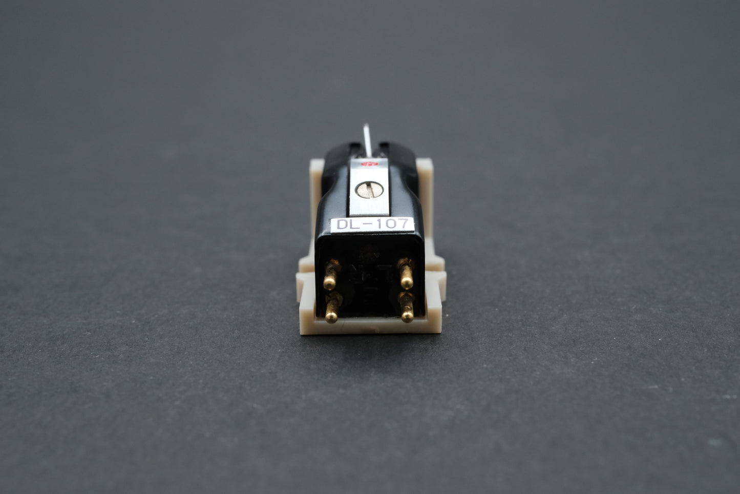 Denon DL-107 MM Cartridge (02)