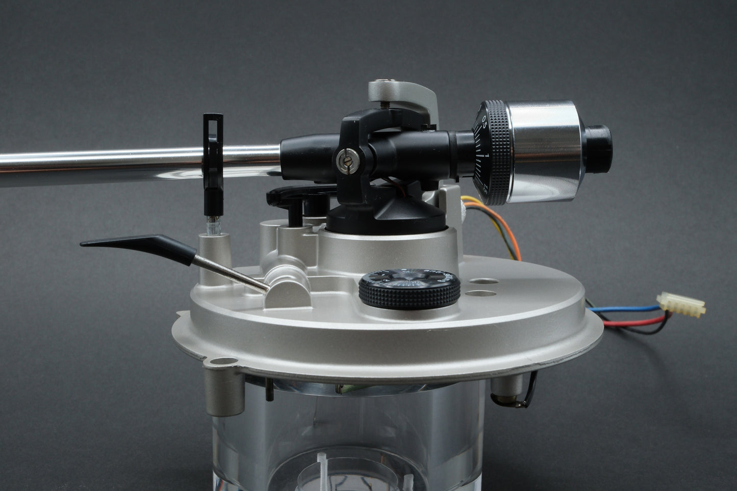 Technics SL-1300 MK2 Tonearm