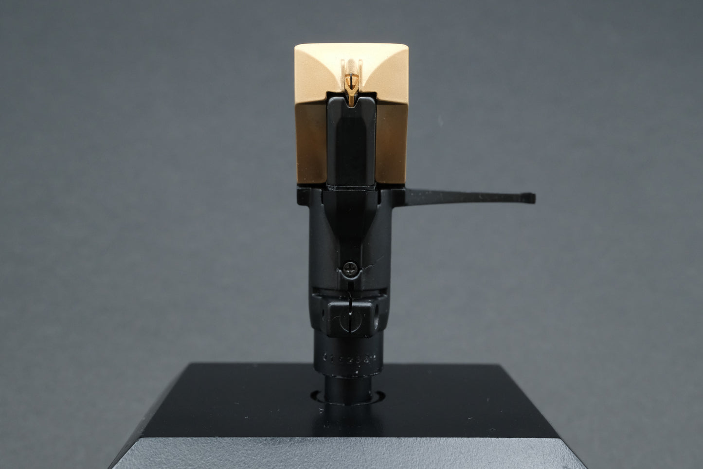 Technics EPC-205CMK3 MM Cartridge – Boron Pipe Cantilever