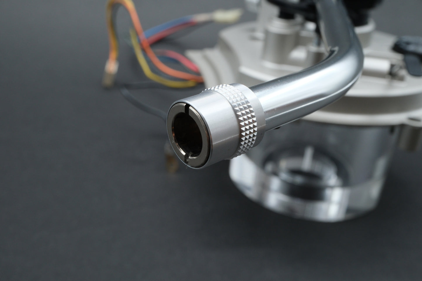 Technics SL-1300 MK2 Tonearm
