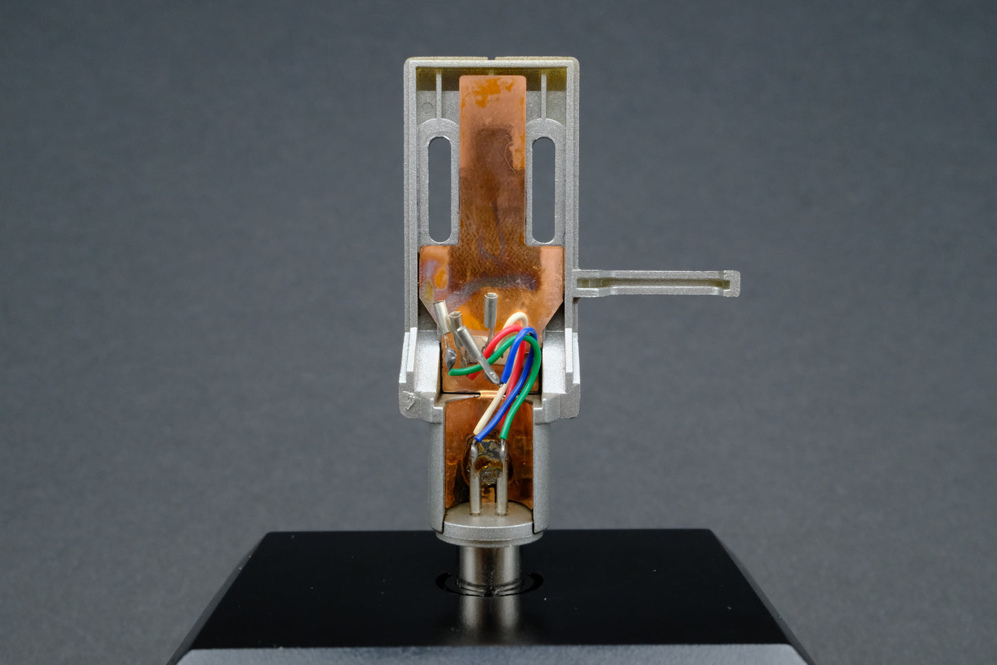 Lo-D Headshell - 8.3g. (03)