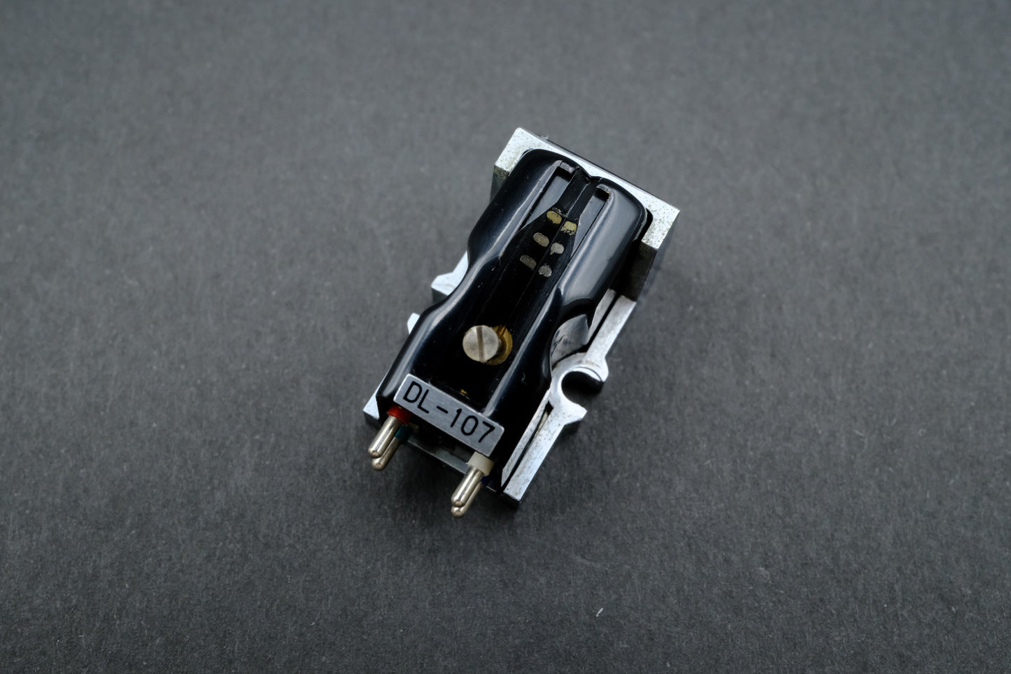 Denon DL-107 MM Cartridge – Silver Frame, Stylus Not Included