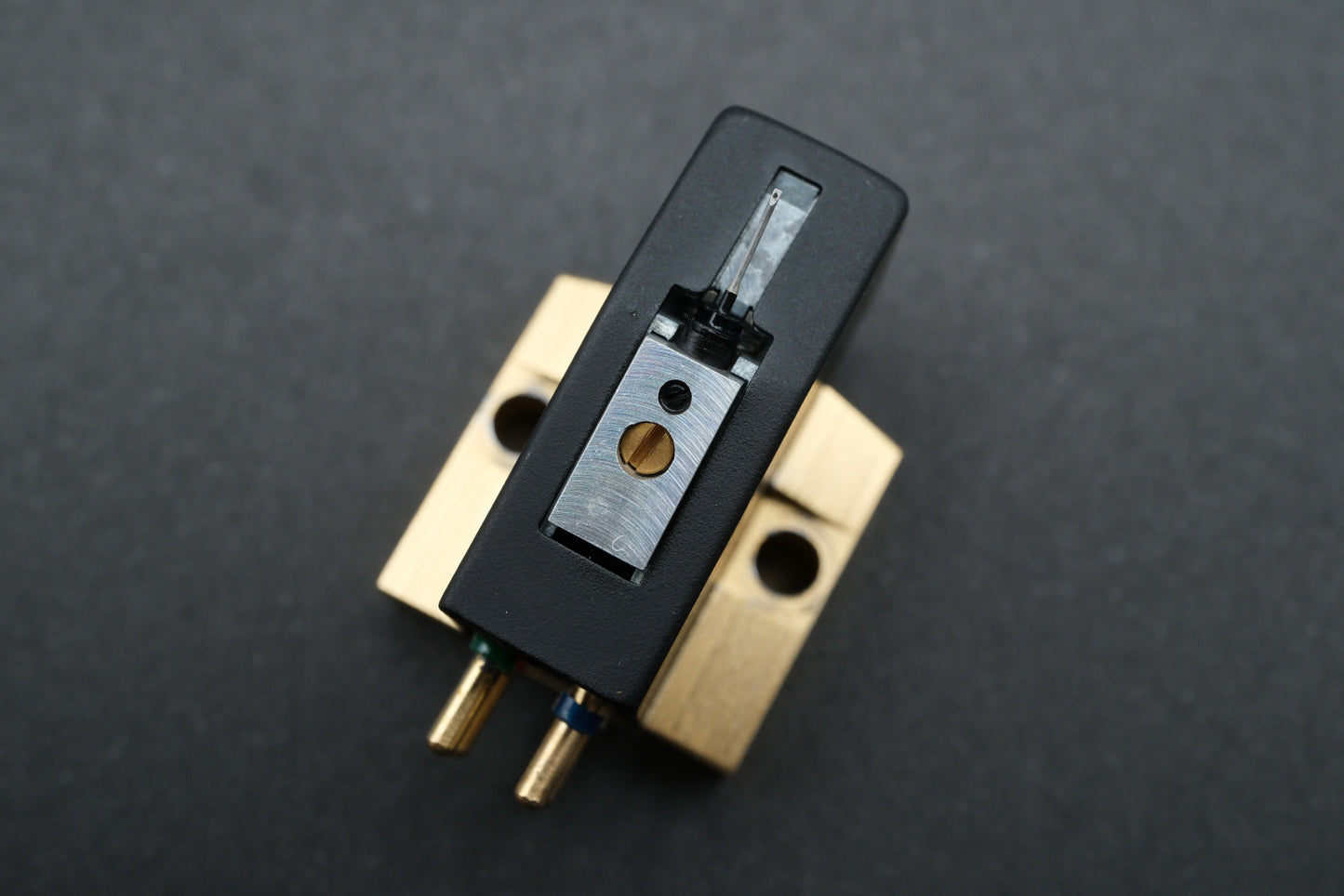 Audio-Technica AT-24 MC Cartridge – Beryllium Cantilever