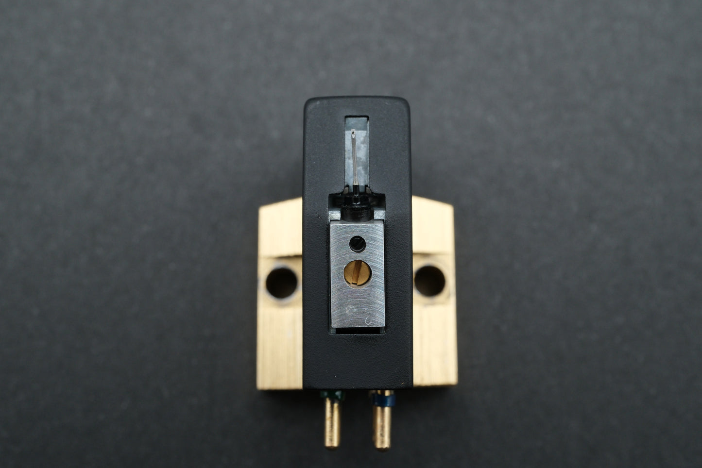 Audio-Technica AT-24 MC Cartridge – Beryllium Cantilever