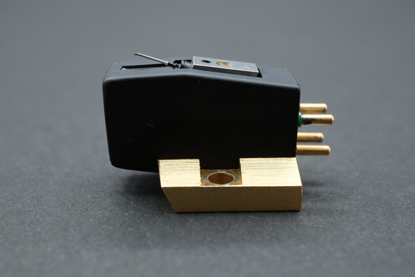 Audio-Technica AT-24 MC Cartridge – Beryllium Cantilever