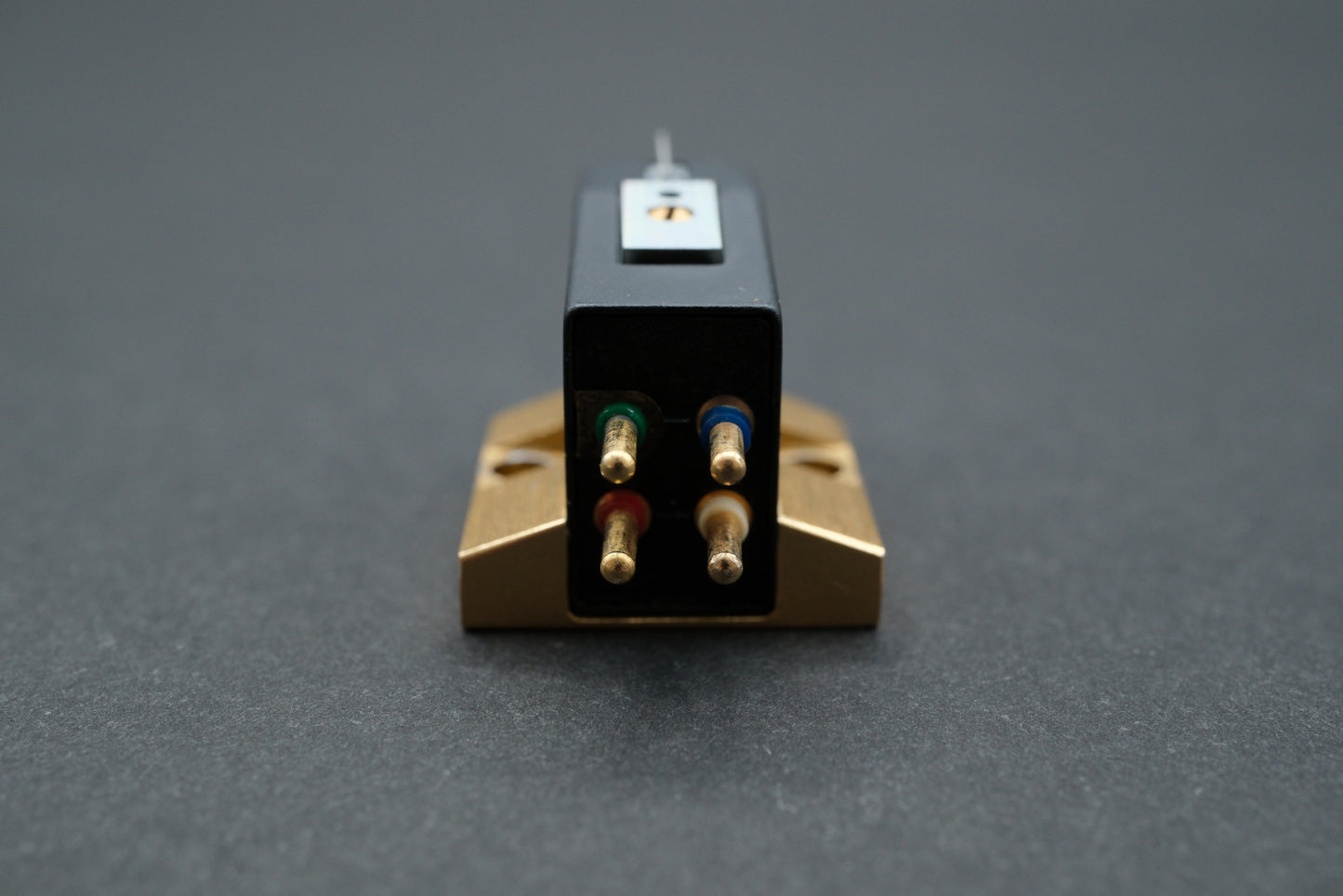 Audio-Technica AT-24 MC Cartridge – Beryllium Cantilever