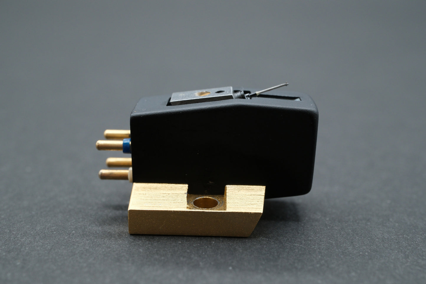 Audio-Technica AT-24 MC Cartridge – Beryllium Cantilever