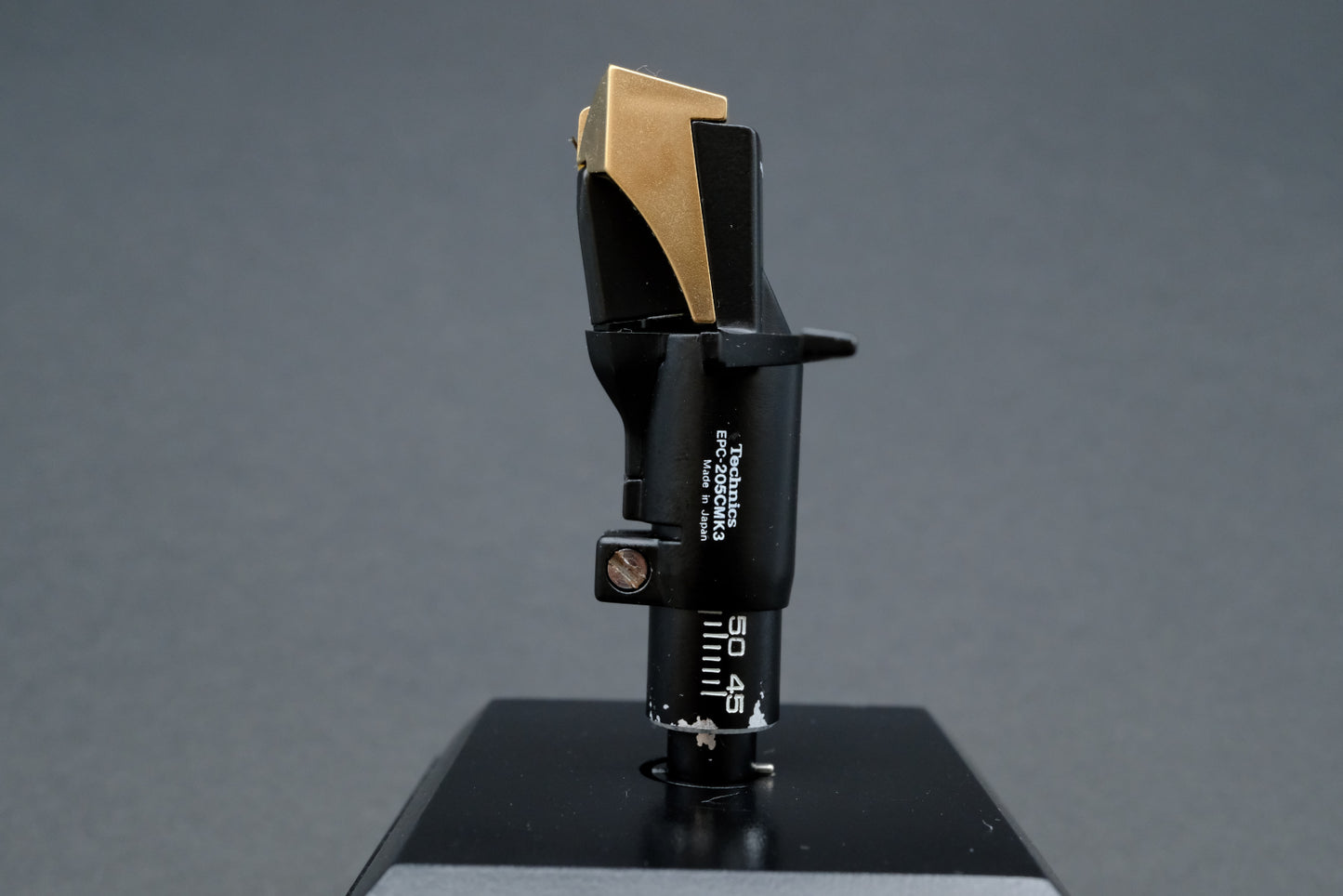 Technics EPC-205CMK3 MM Cartridge – Boron Pipe Cantilever (02)