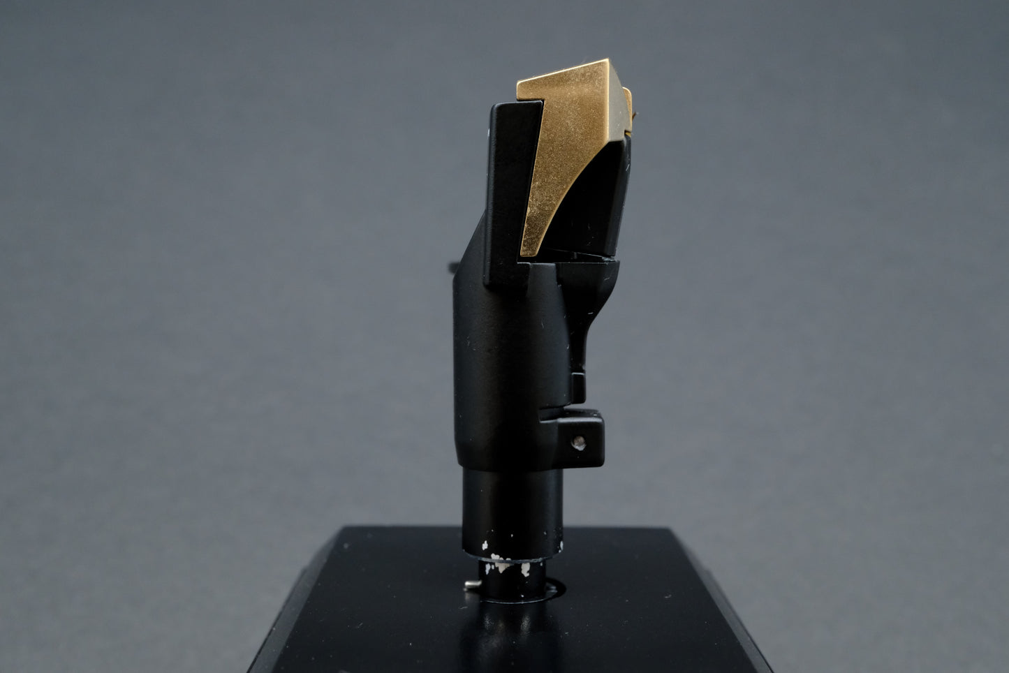 Technics EPC-205CMK3 MM Cartridge – Boron Pipe Cantilever (02)