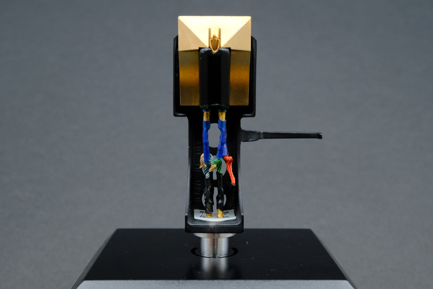Technics EPC-205C-IIL MM Cartridge with SH-98 Headshell