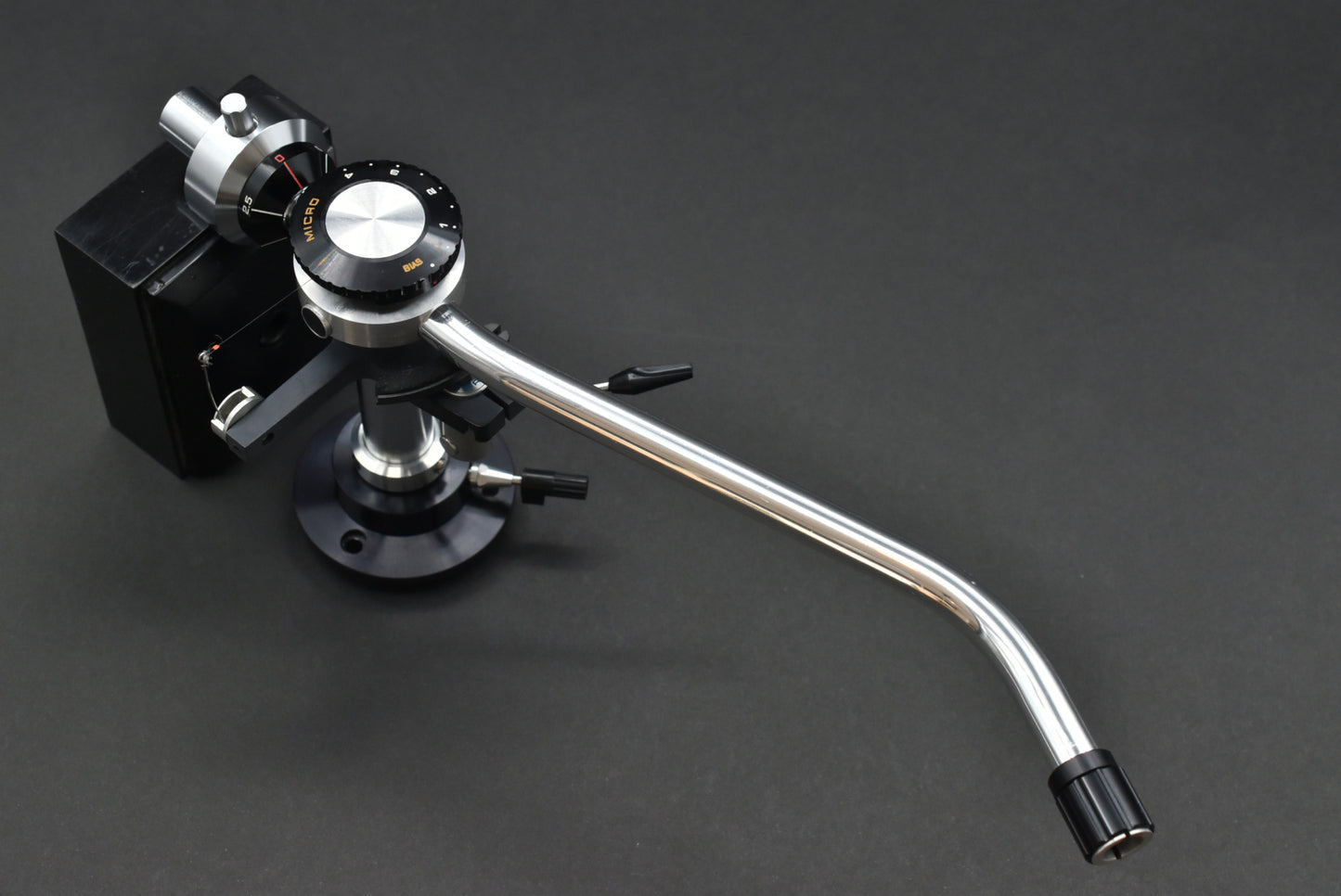 Micro Seiki MA-101 MKII Tonearm (01)