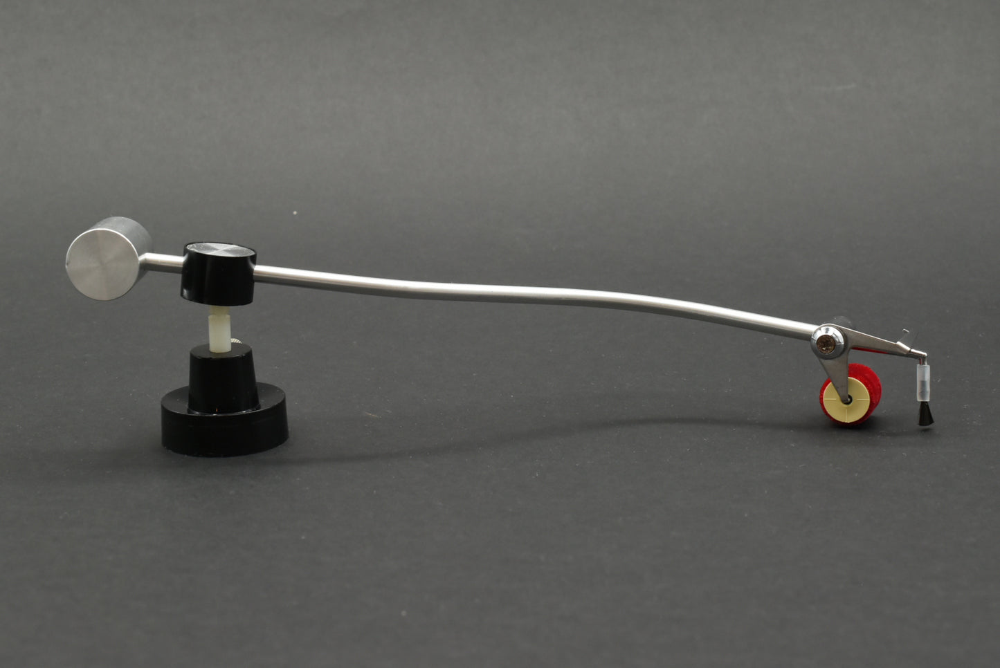 Audio-Technica AT-6001 Autocleanica – Automatic Self-Moving Record Cleaner (02)