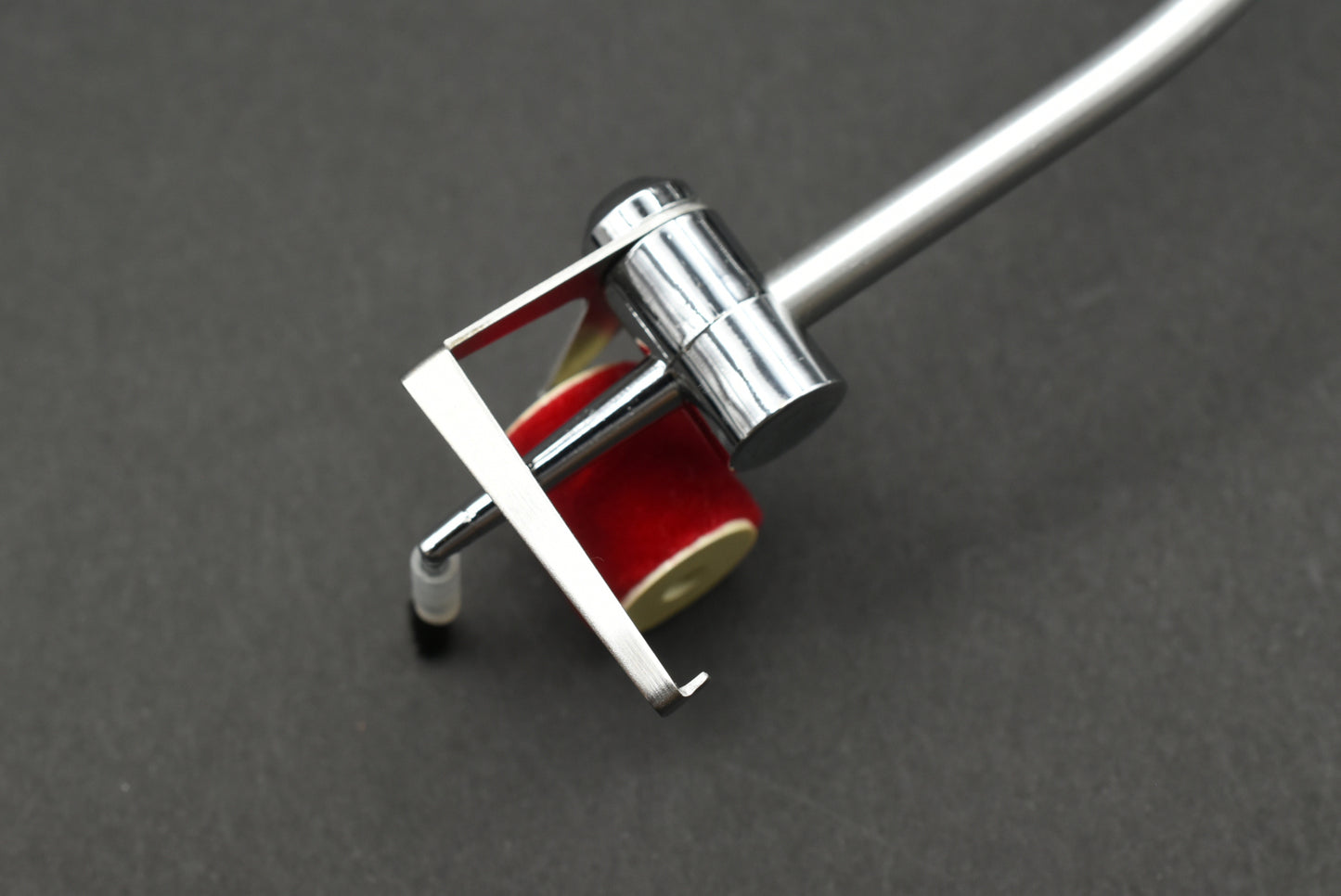 Audio-Technica AT-6001 Autocleanica – Automatic Self-Moving Record Cleaner (02)