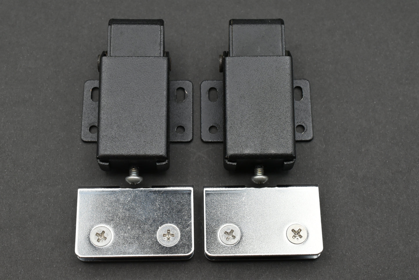 Denon Dust Cover Hinge Bracket for DP-3700, DP-2500, DP-1700, DP-60M/60L