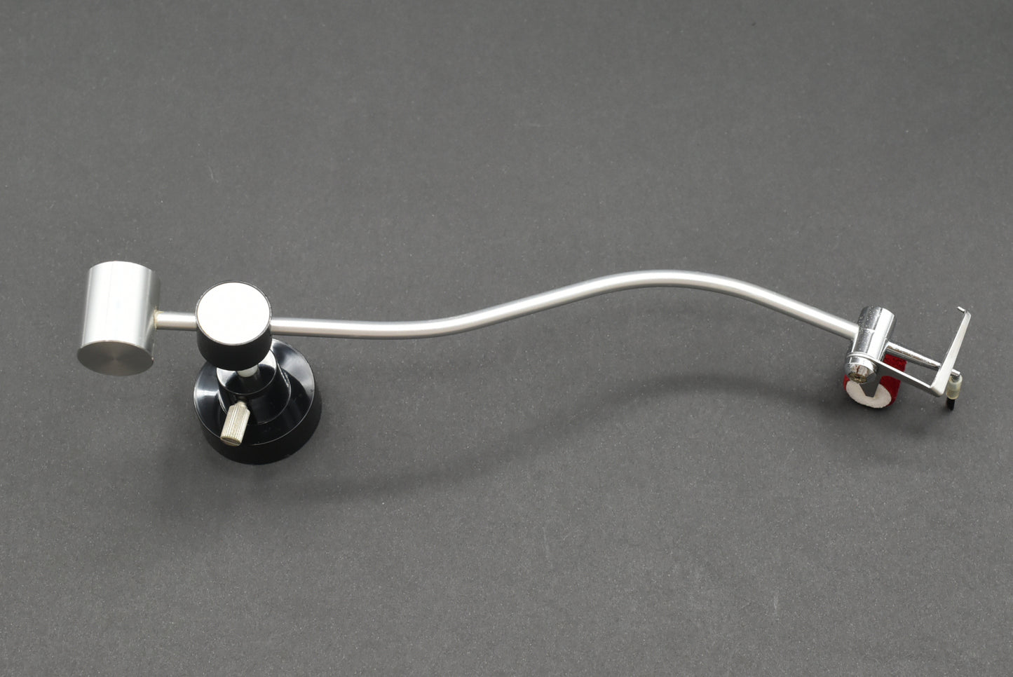 Audio-Technica AT-6001 Autocleanica – Automatic Self-Moving Record Cleaner (02)