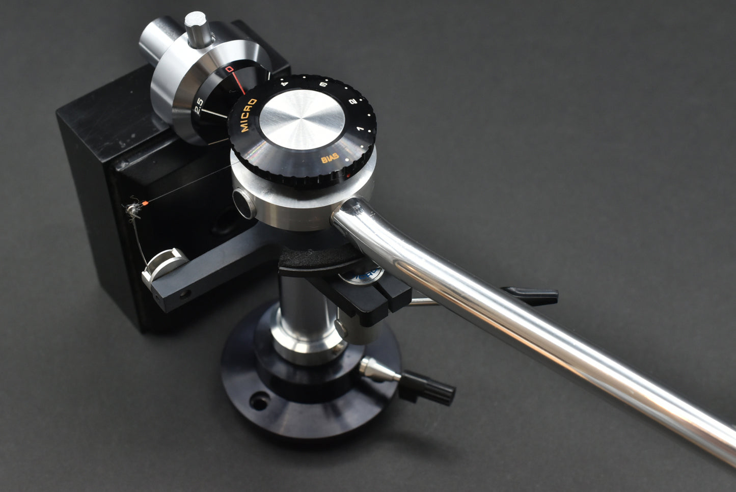 Micro Seiki MA-101 MKII Tonearm (01)