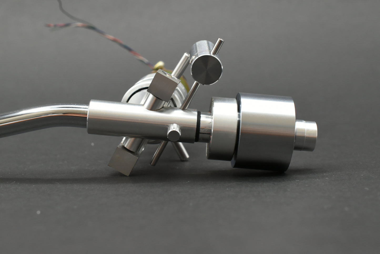 Pioneer PL-1250 Tonearm