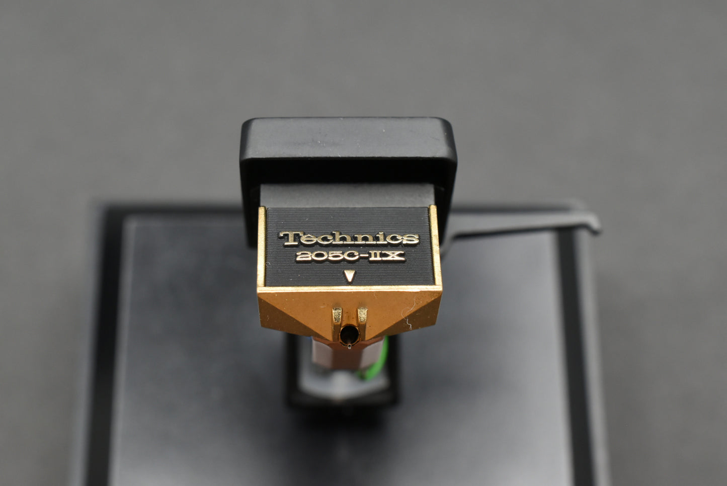 Technics EPC-205C-IIH MM Cartridge w/ SH-98 Headshell Titanium Pipe Cantilever